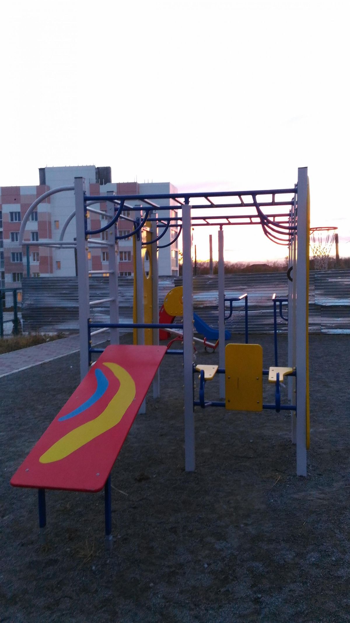 Outdoor Gym - Petropavlovsk-Kamchatsky - Petropavlovsk-Kamchatsky - Street Workout Park - 683002 - Russia - Spot