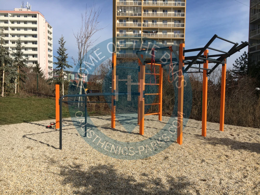 Bratislava - Calisthenics Facility - Kadnárova Calisthenics - Slovakia - Spot