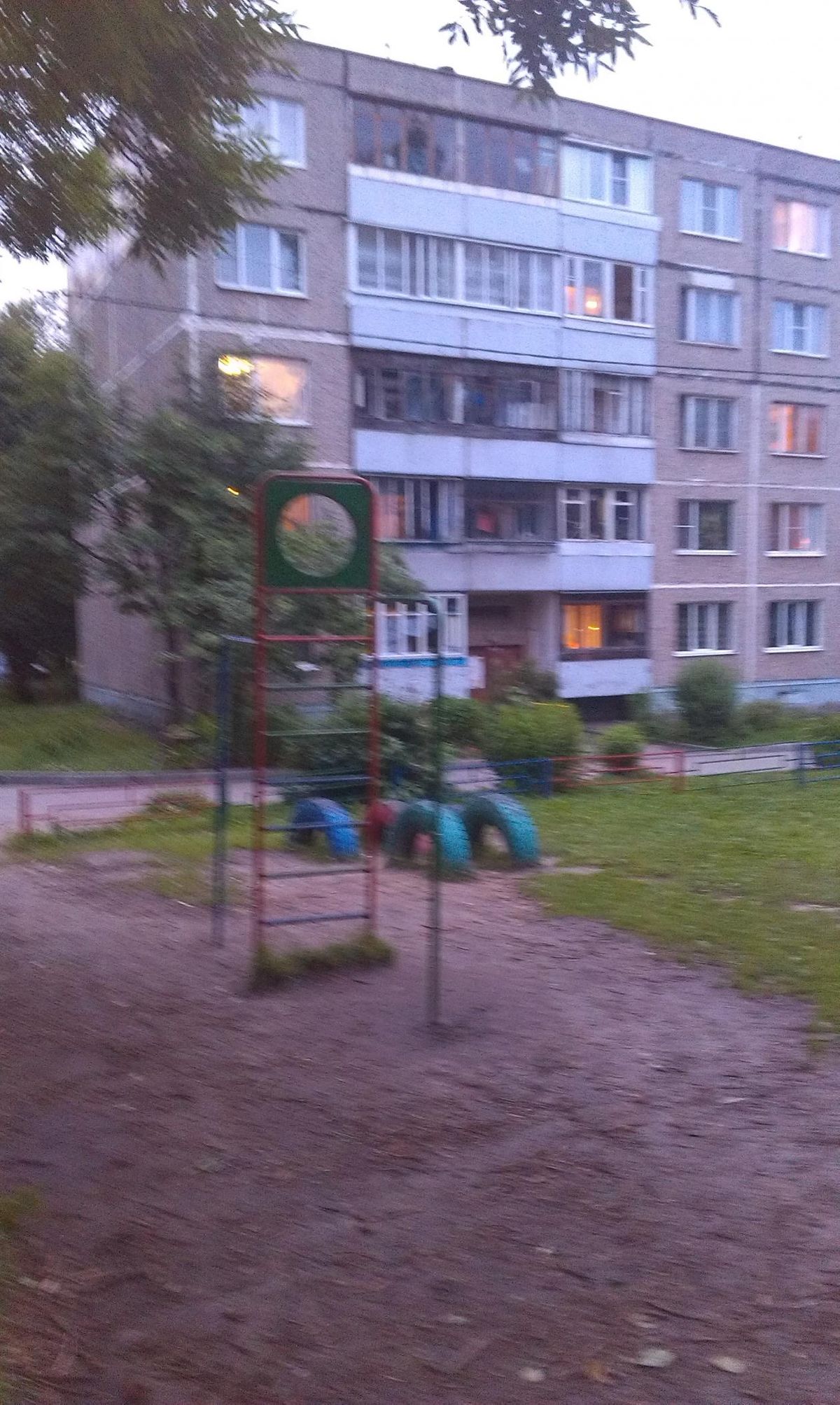Outdoor Gym - Vladimir - Vladimir - Street Workout Park - Почтовое Отделение #28 - Russia - Spot