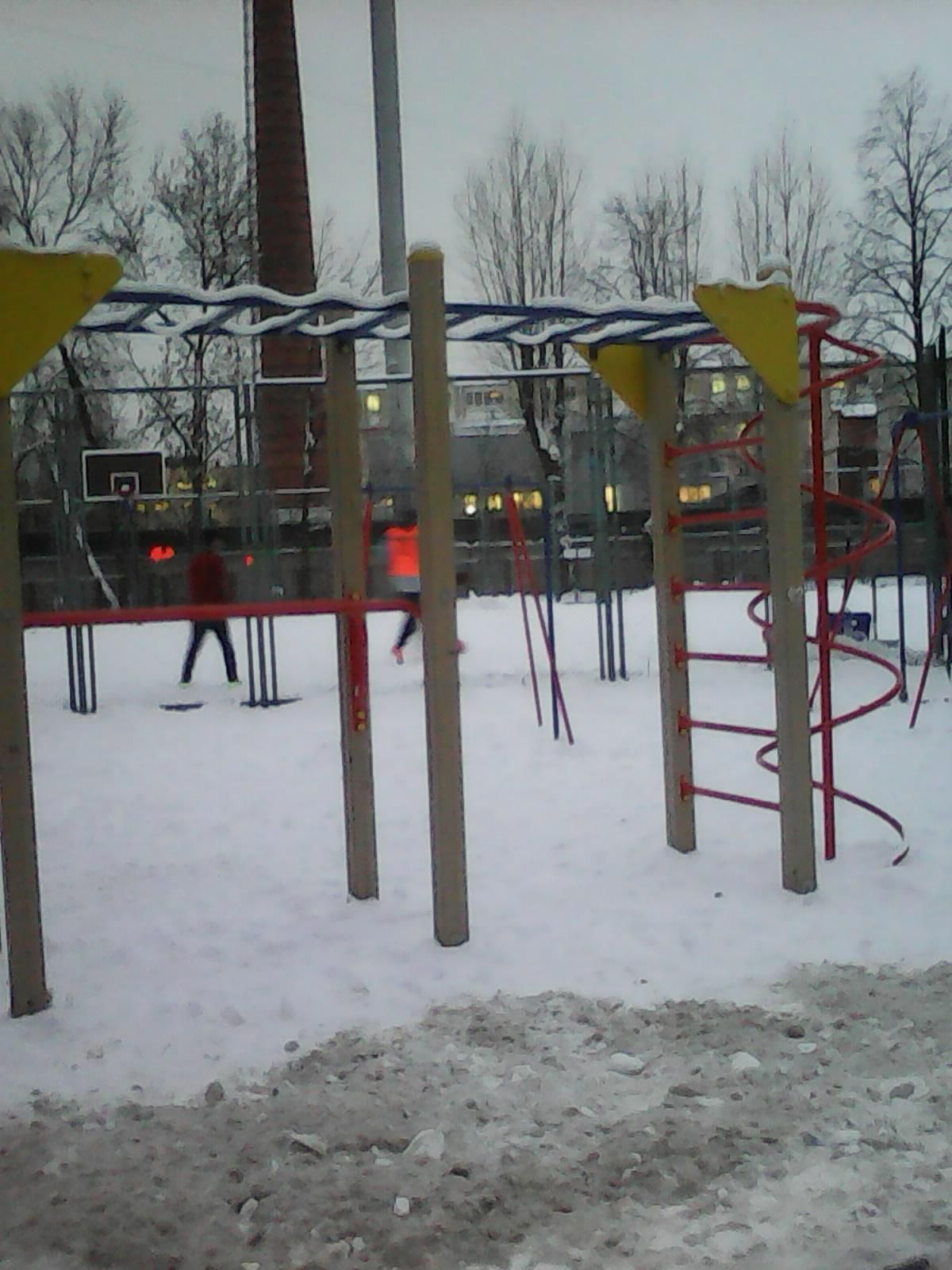 Outdoor Gym - Saint Petersburg - Saint Petersburg - Street Workout Park - Бумажная Улица - Russia - Spot