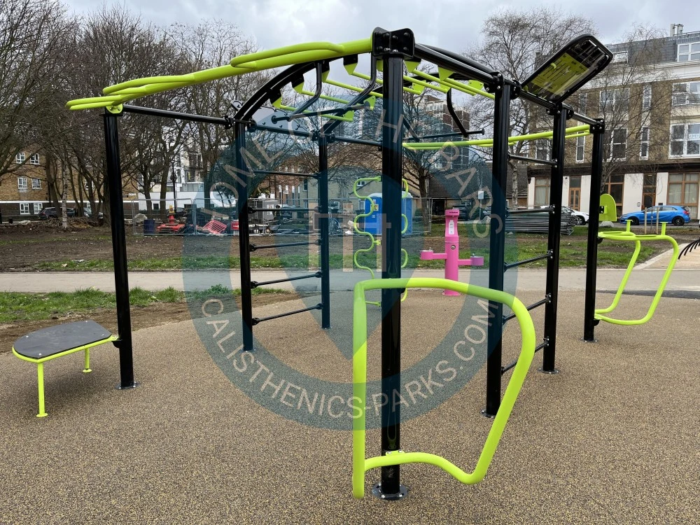Exercise Park - London - Shoreditch Park Outdoor Gym - United Kingdom - Spot