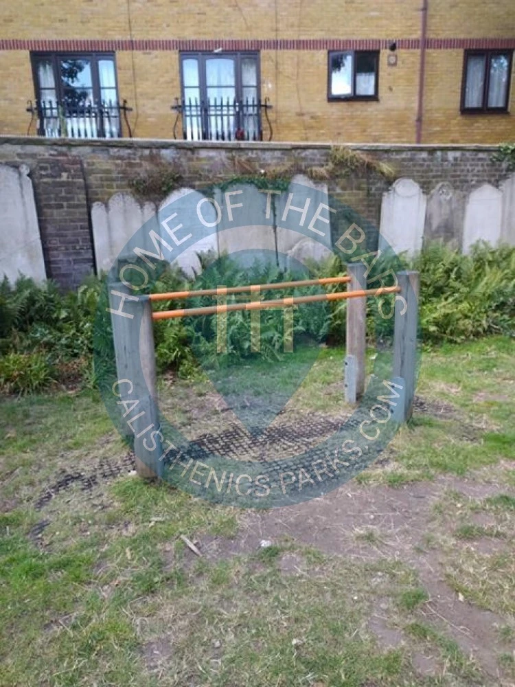 Workout Station - London - Outdoor Gym West Hackney Recreational Ground - United Kingdom - Spot
