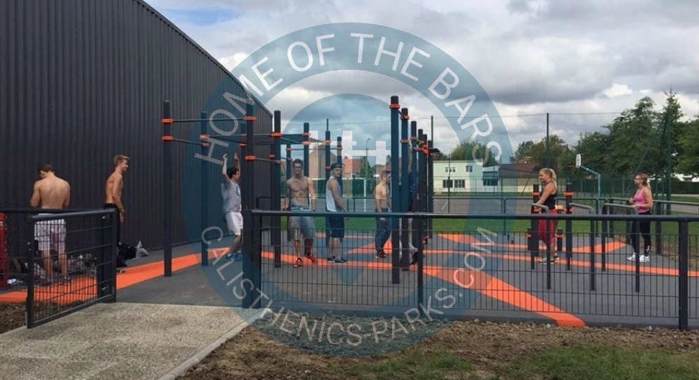 Calisthenics park in Complexe sportif Robert Deldicque, Chemin de Rubrouck, Wormhout, Dunkerque, Nord, Hauts-de-France, France métropolitaine, 59470, France