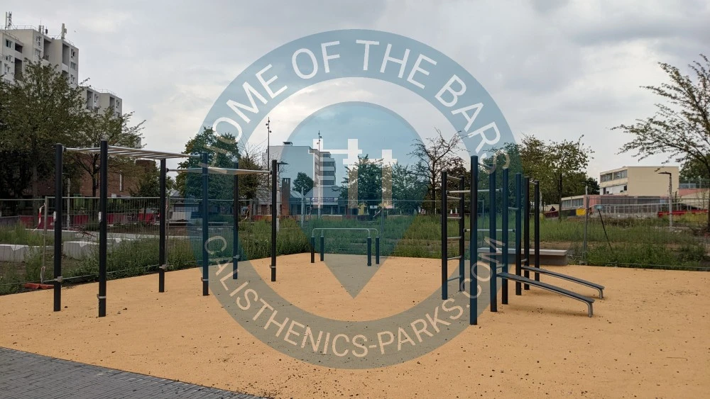 Fitness Trail - Villeneuve-d'Ascq - Parc de Street Workout Pont de Bois - France - Spot