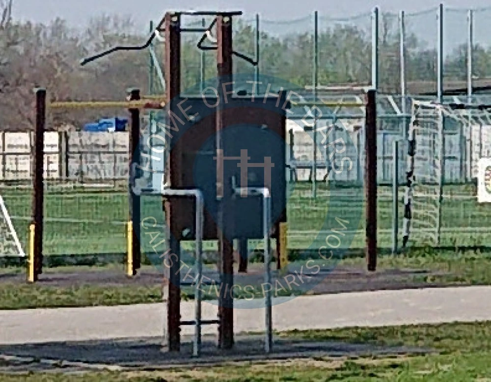 Street workout spot - Algyő - Primary school - Hungary - Spot