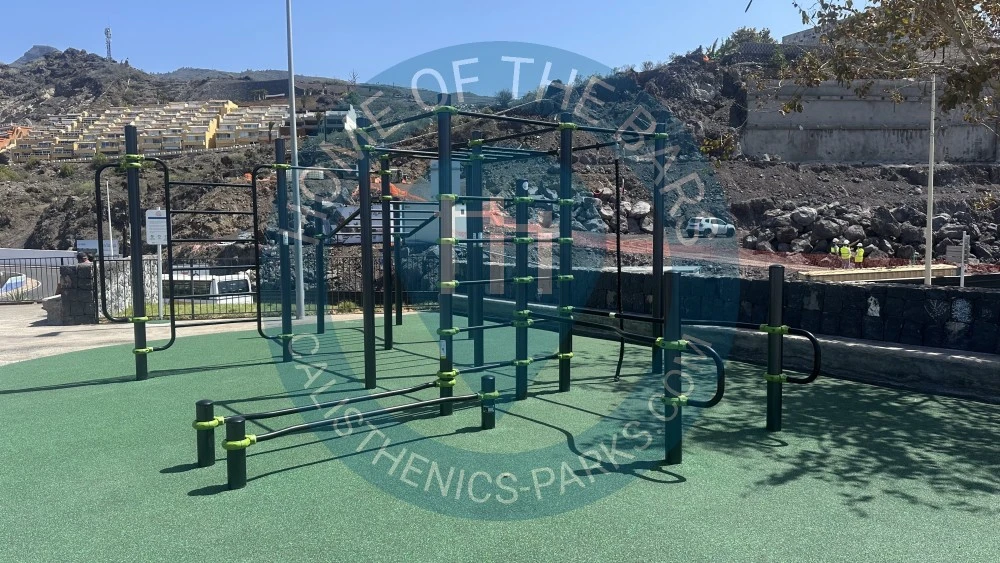 Calisthenics park in 
Address
                                    Rotonda Pescadora, 38683 Santiago del Teide, Santa Cruz de Tenerife, Spain
                            