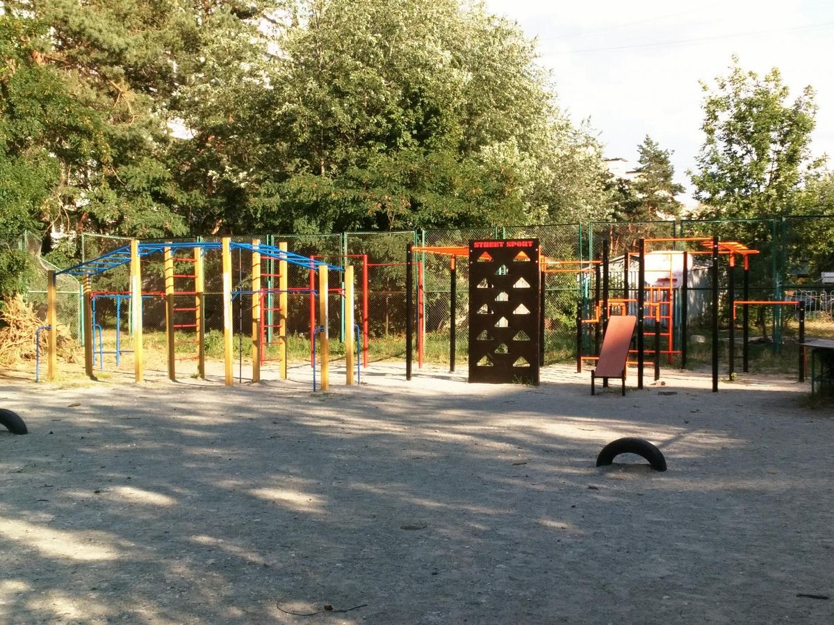 Outdoor Gym - Kyiv - Kyiv - Street Workout Park - Ощадбанк - Ukraine - Spot