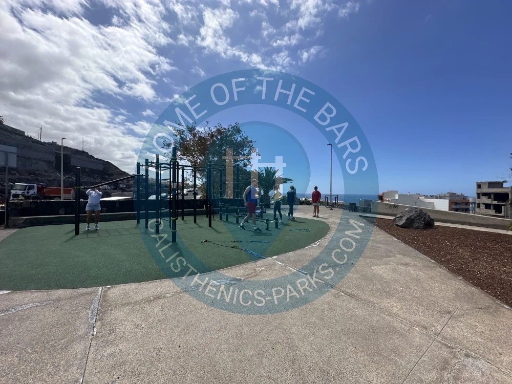 Calisthenics park in 
Address
                                    Rotonda Pescadora, 38683 Santiago del Teide, Santa Cruz de Tenerife, Spain
                            
