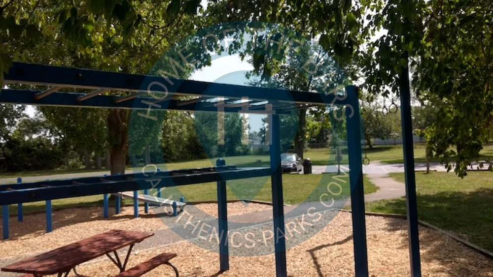 Calisthenics park in 401, Mulhollen Drive, Patterson Gardens, Monroe Charter Township, Monroe County, Michigan, 48161, United States