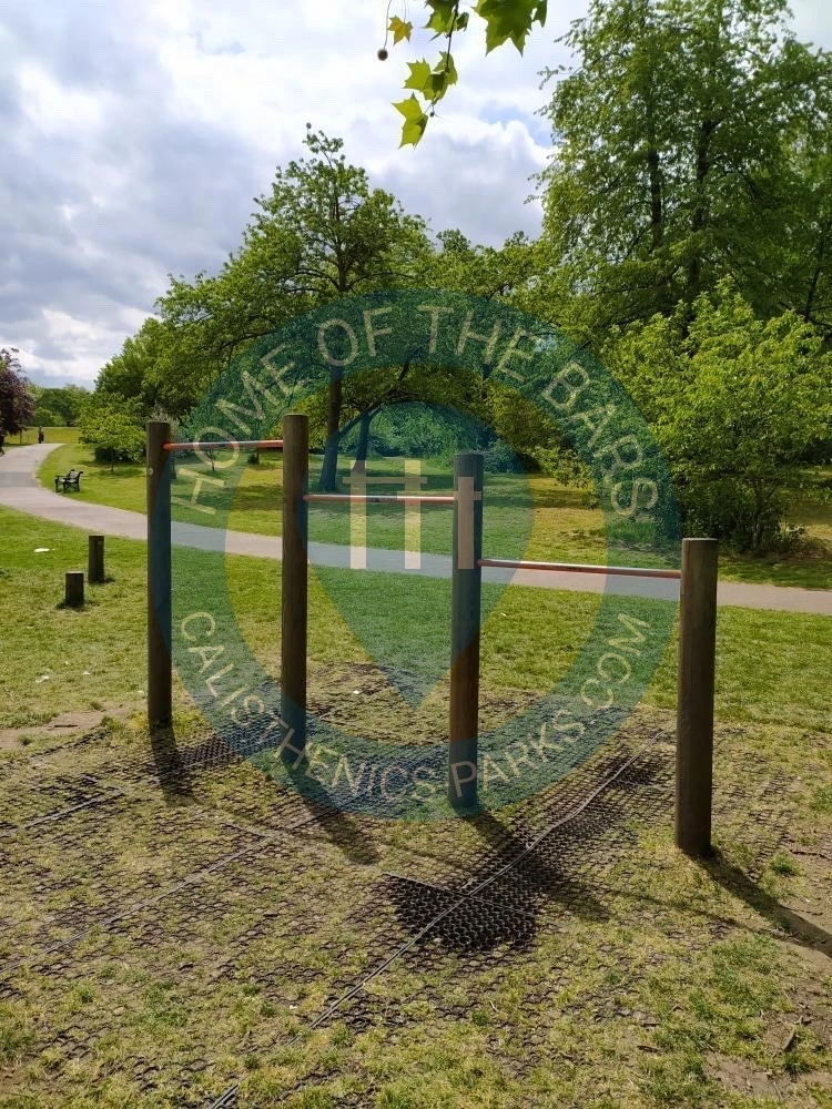 Fitness Park - Outdoor Fitness Springfield Park - London - United Kingdom - Spot