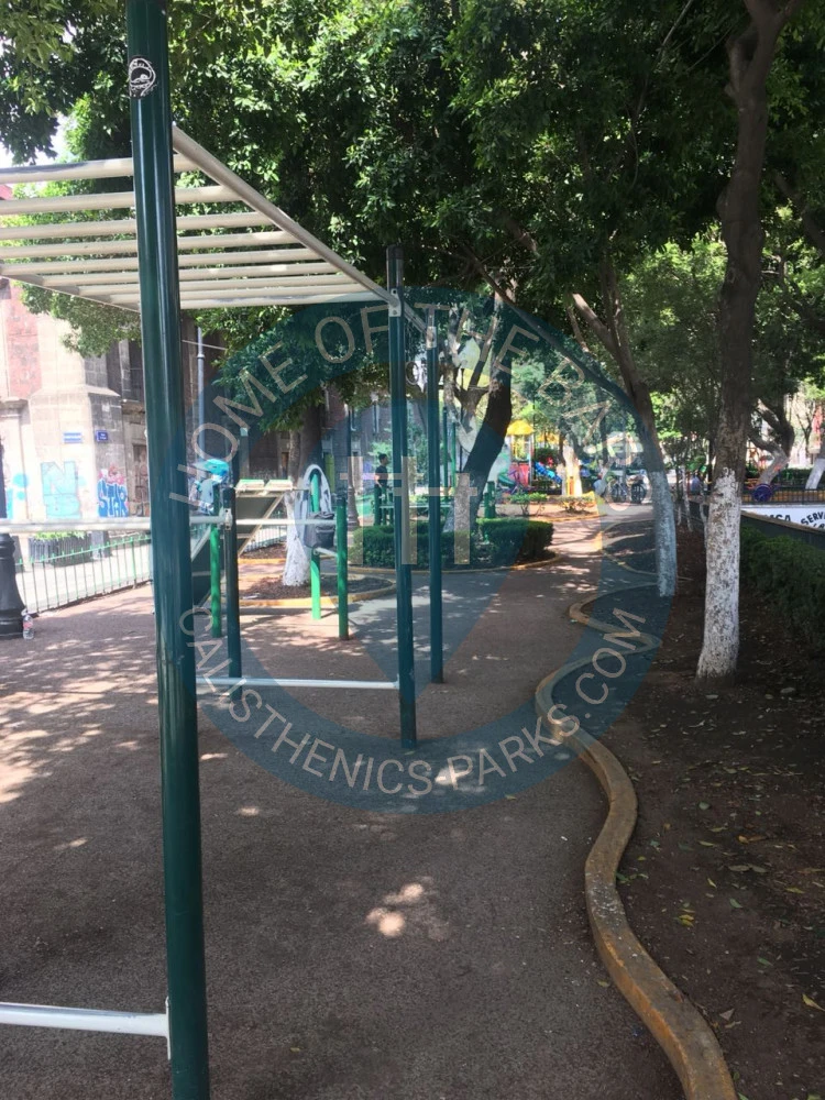 Mexico City - Outdoor Exercise Stations - Plaza de Las Vizcaínas - Mexico - Spot