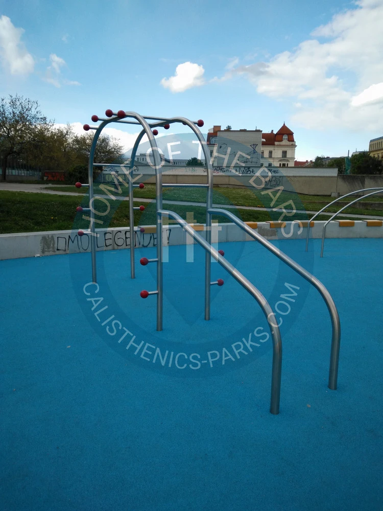 Donaufeld - Outdoor Gym - Bodenstedtgasse - Austria - Spot