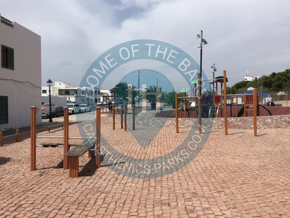 Playa Blanca (Lanzarote) - Calisthenics Equipment - Avenida de Papagayo - Spain - Spot