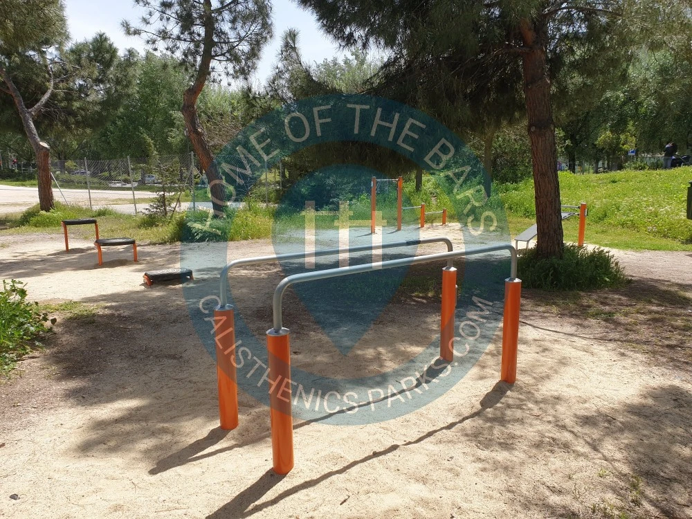 Calisthenics park in Calle de los Yébenes, Lucero, Latina, Madrid, Comunidad de Madrid, 28047, España
