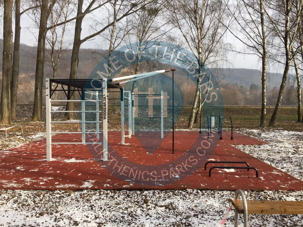 Košice - Outdoor Pull Up Bars- Nad Jazerom - Slovakia - Spot