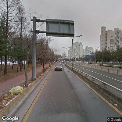 Outdoor workout - Suwon-si - Calisthenics workout - South Korea - Spot