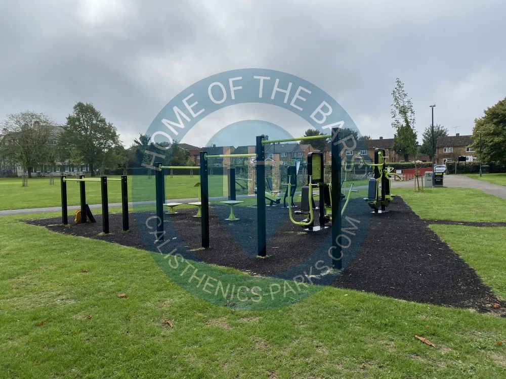 Outdoor Gym - Slough - Outdoor Gym Langley - United Kingdom - Spot