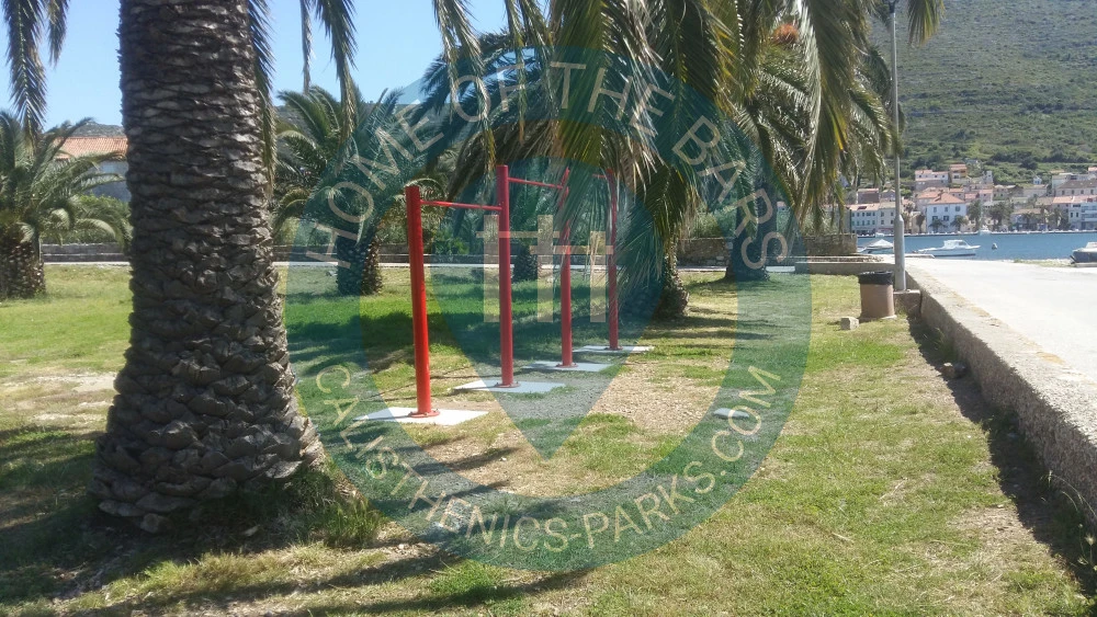 Calisthenics Stations - Split - countries. - Spot