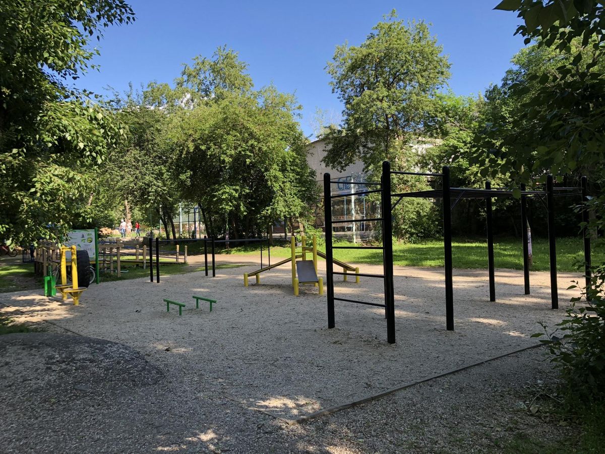 Outdoor Gym - Yekaterinburg - Yekaterinburg - Street Workout Park - Falafel Brothers - Russia - Spot
