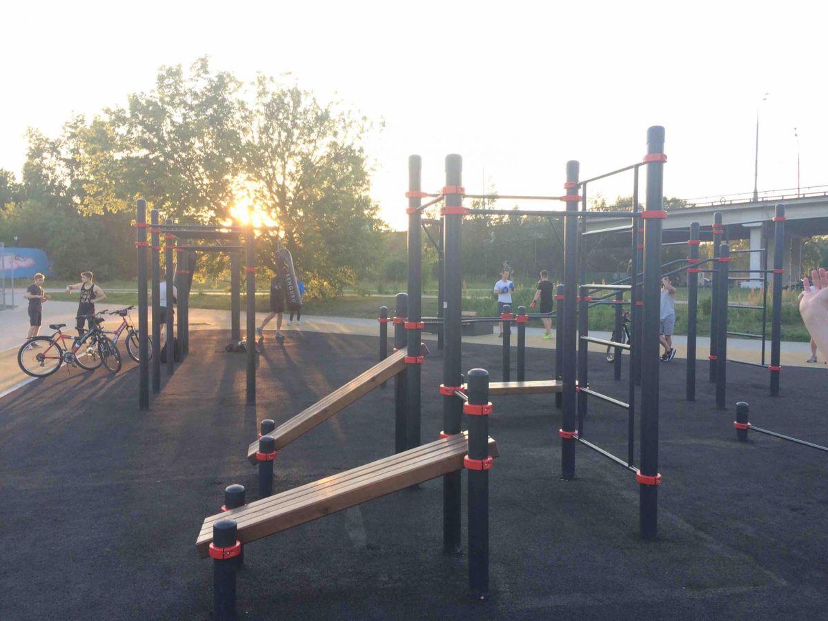 Calisthenics park in Памп-трек Строгино, Строгинское шоссе, район Строгино, Москва, Центральный федеральный округ, 123631, Россия