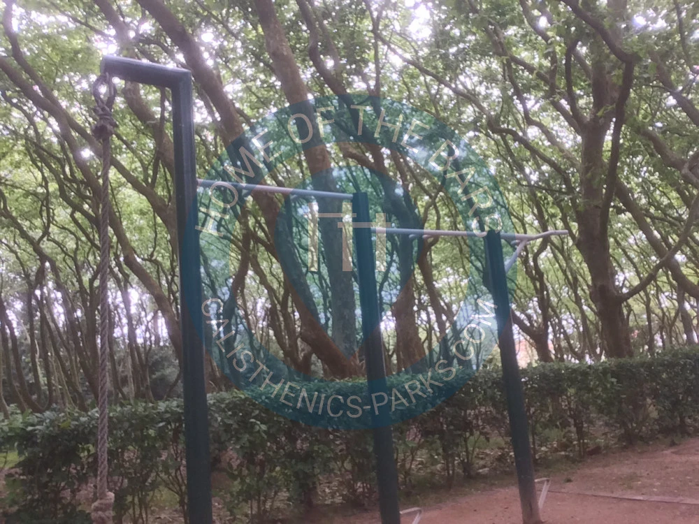 Calisthenics park in Pavilhão Desportivo da Mata, Trilho da Mata, Encosta do Sol, Nossa Senhora do Pópulo, Nossa Senhora do Pópulo, Coto e São Gregório, Caldas da Rainha, Leiria, 2500-189, Portugal