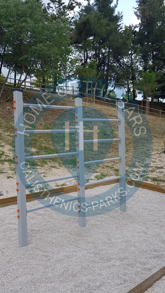 Calisthenics park in Via Costantinopoli, Castellano, Corridonia, Macerata, Marche, 62014, Italia