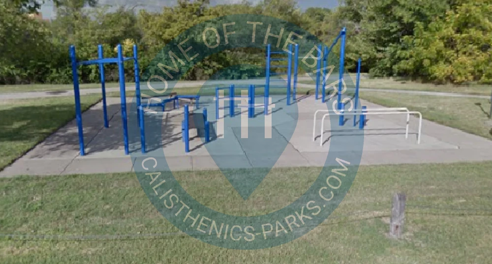 Wichita - Outdoor Exercise Station - Botanica Gardens - United States - Spot