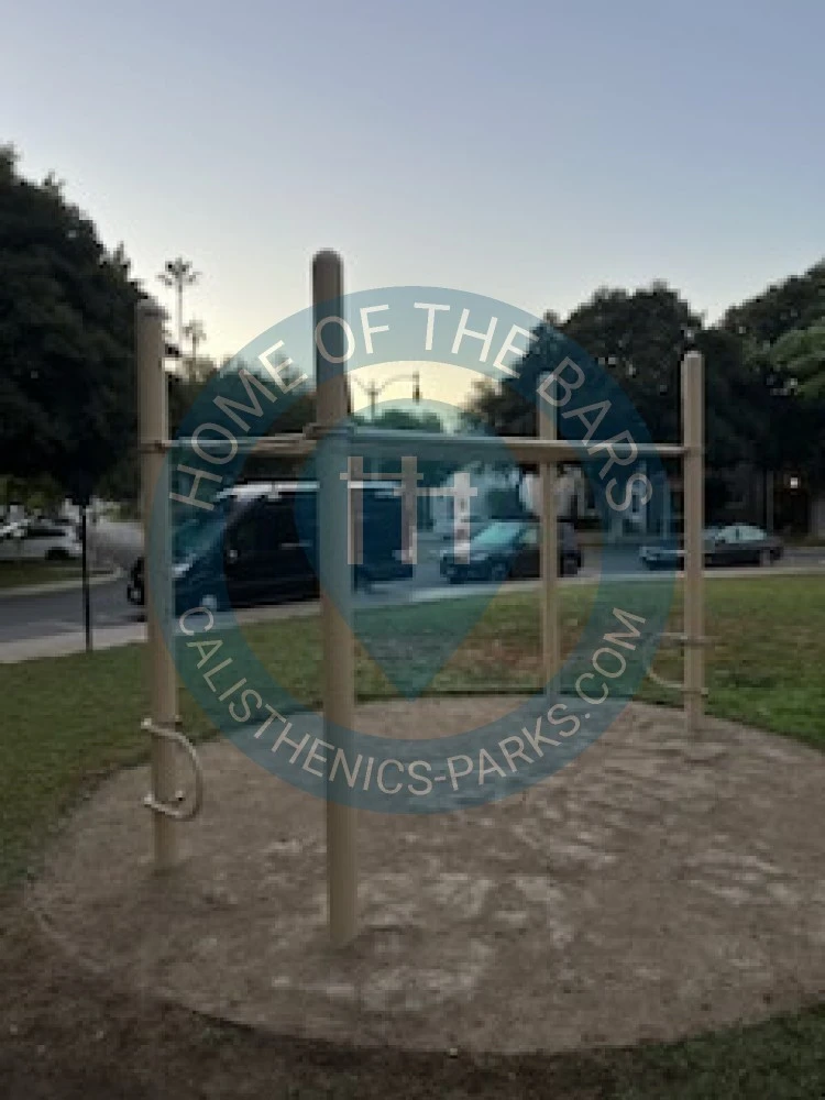 Calisthenics Facility - Los Angeles - Alandele Circle - United States - Spot