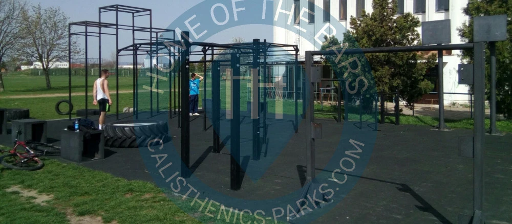 Trnava - Outdoor Fitnessstudio - AŠK Slávia - Slovakia - Spot