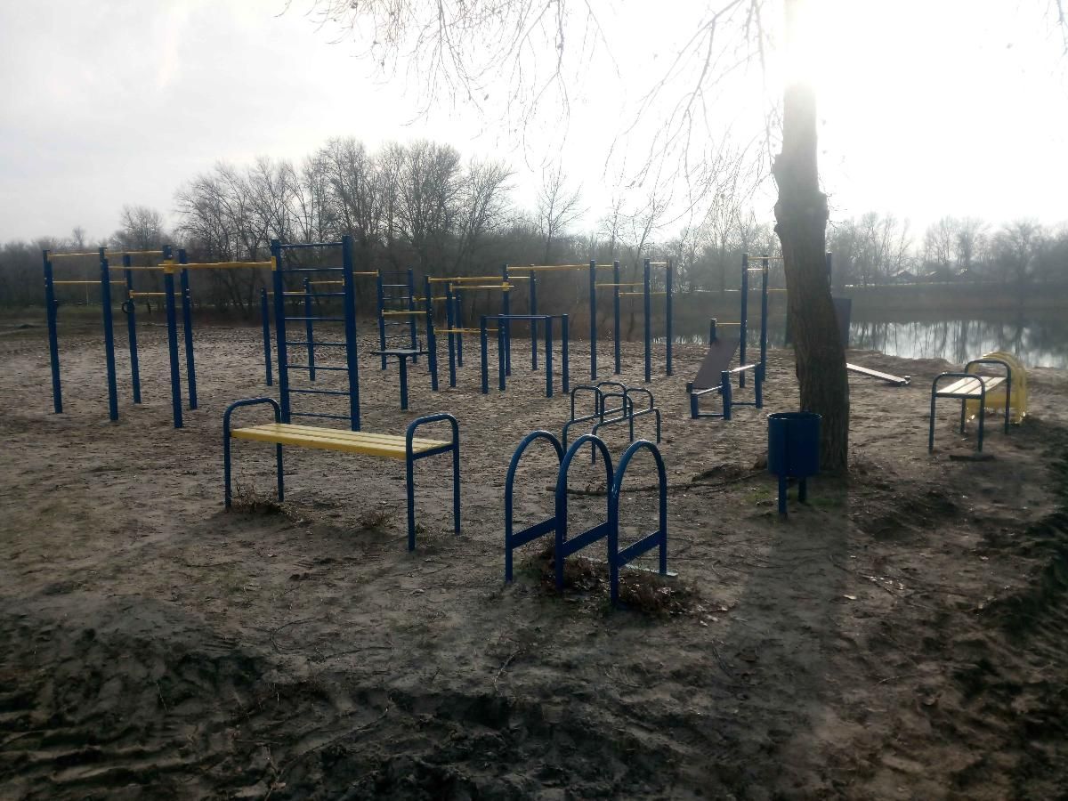 Outdoor Gym - Horishni Plavni - Horishni Plavni - Aire de Fitness - Жара - Ukraine - Spot