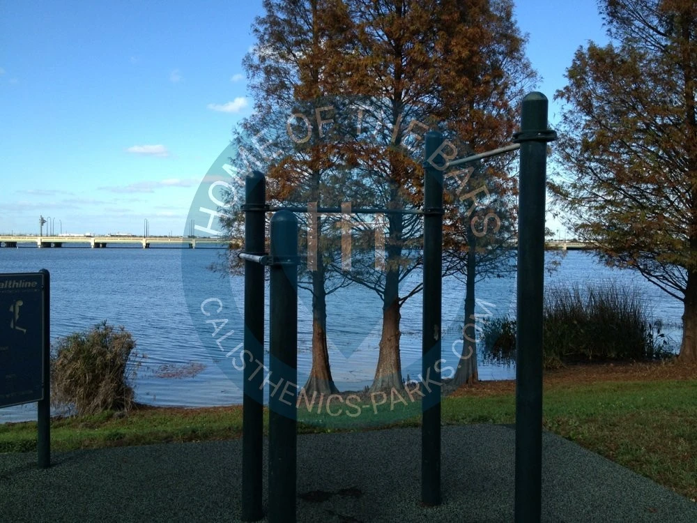 Orlando (Florida) - Exercise Station / Trim Trail  - Lake Underhill Park - United States - Spot