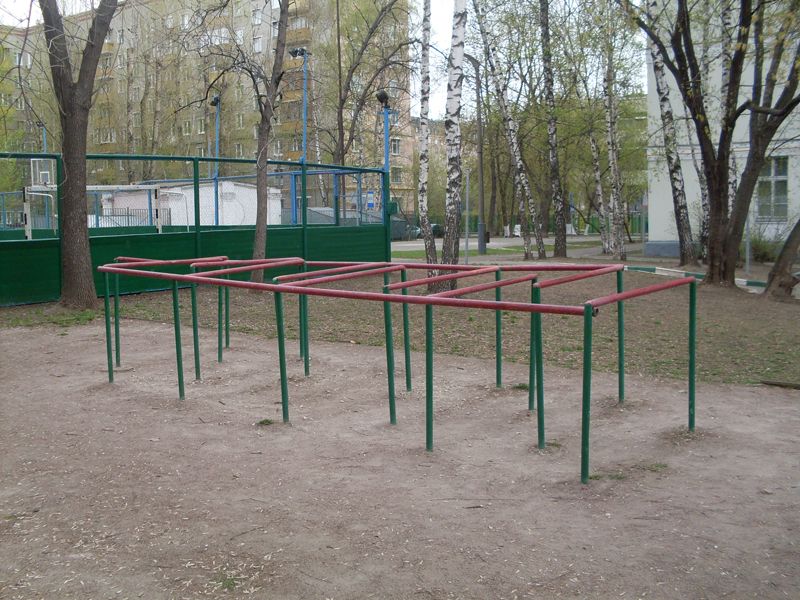 Calisthenics park in 42, Фрунзенская набережная, район Хамовники, Москва, Центральный федеральный округ, 119146, Россия