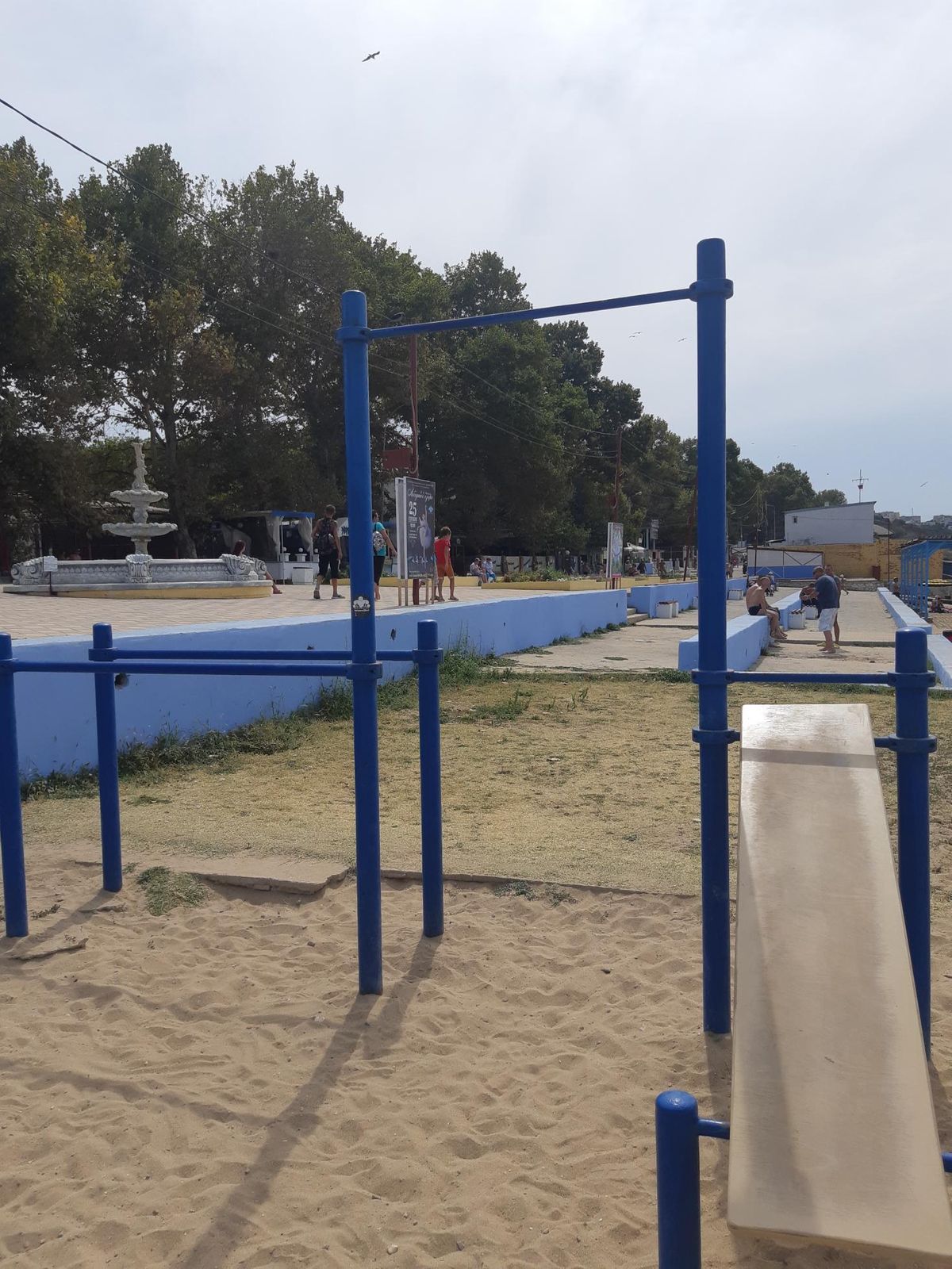 Outdoor Gym - Sevastopol - Sevastopol - Aire de Fitness - АЗС  СОВРЕМЕННИК - Ukraine - Spot