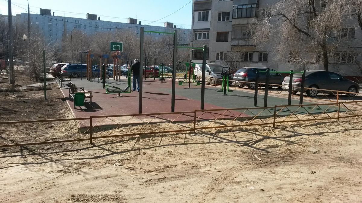 Calisthenics park in 25А, улица Побратимов, Красная горка, Люберцы, городской округ Люберцы, Московская область, Центральный федеральный округ, 140013, Россия