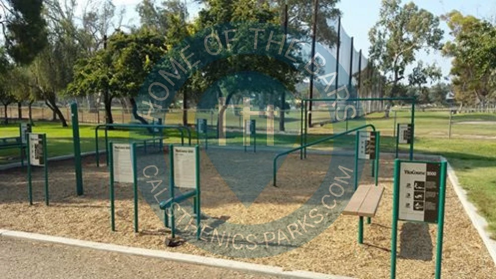 Bonita - Outdoor Exercise Stations - Rohr Park - United States - Spot