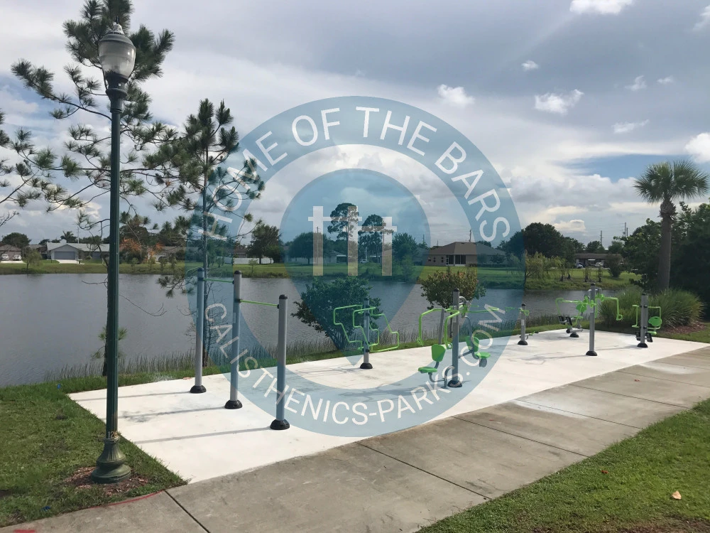 Port St. Lucie - Outdoor Fitness Trail - SW Empire St - United States - Spot