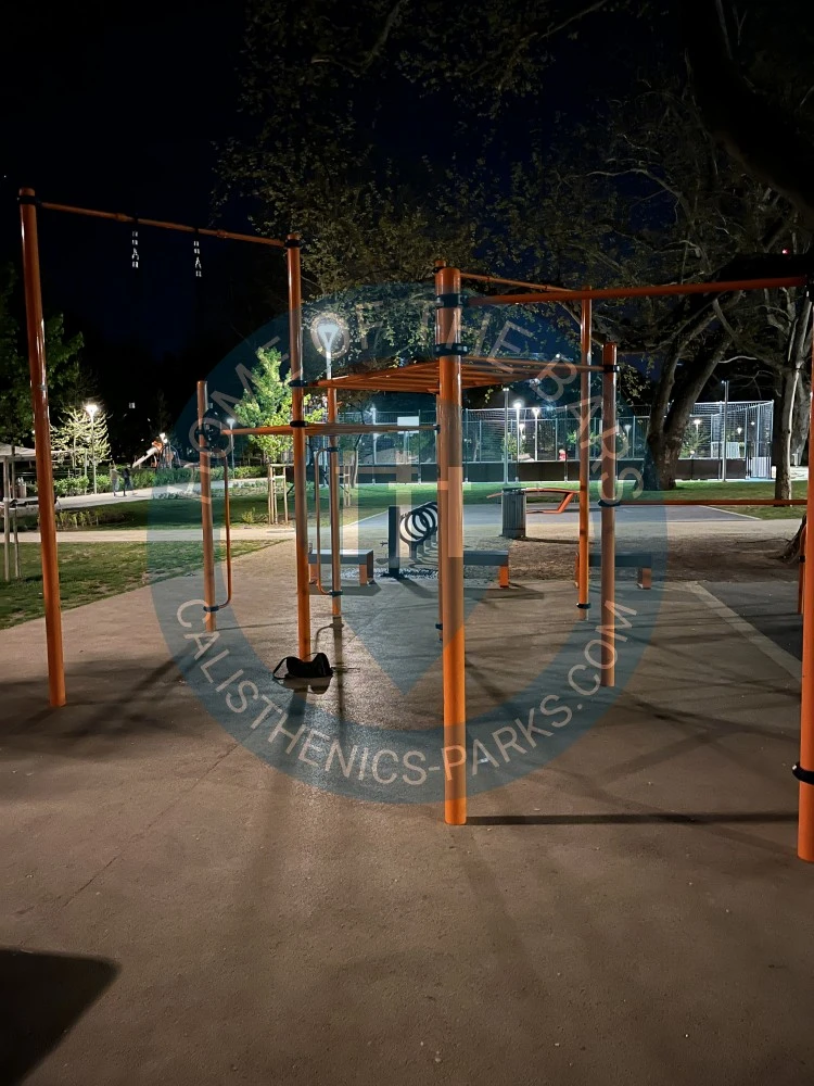 Fitness Trail - Budapest - Városliget – New Calisthenics City Park - Hungary - Spot
