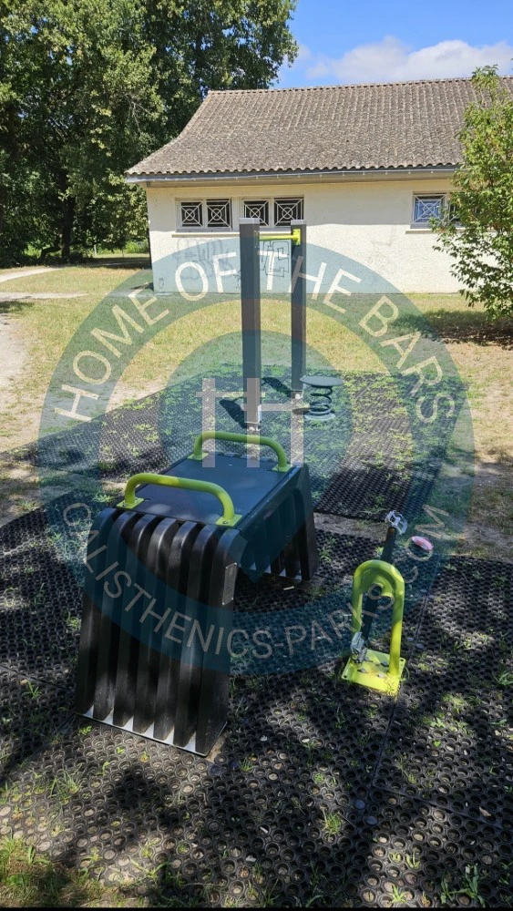 Outdoor Gym - Saint-Médard-en-Jalles - Espace Omnisport Magudas - France - Spot