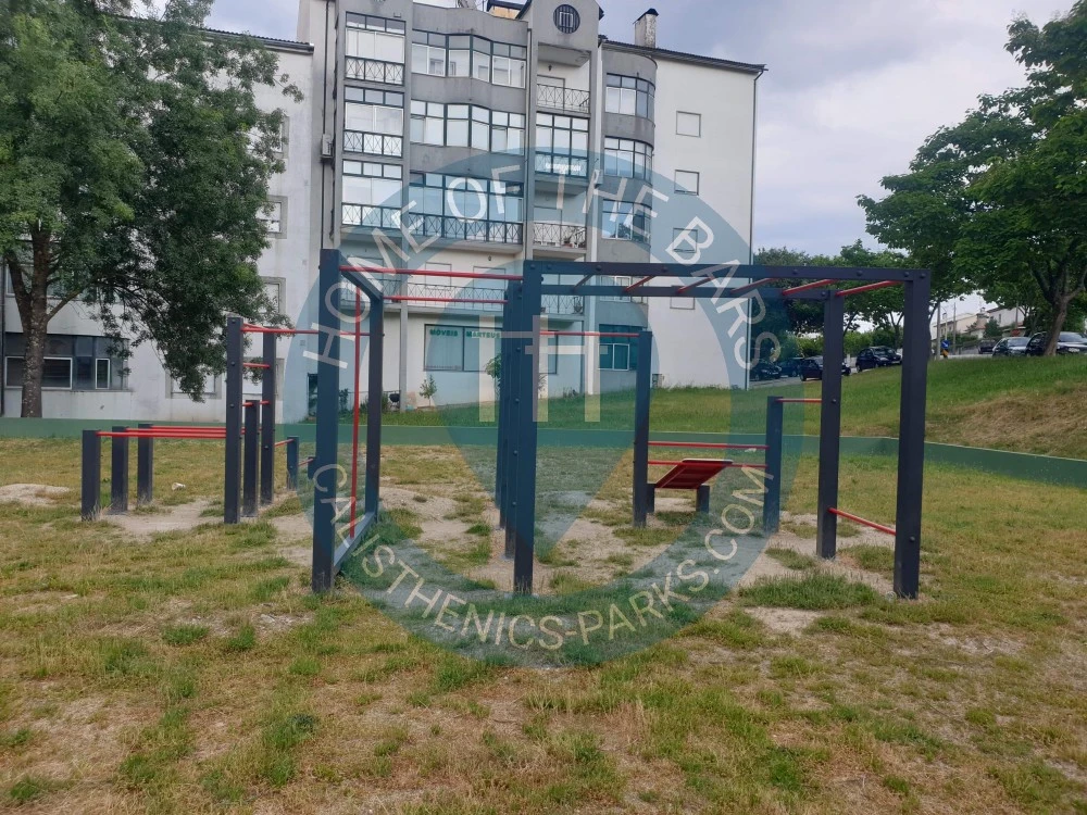 Calisthenics park in Bairro Quinta das Lameiras, Rio de Loba, Viseu, Portugal