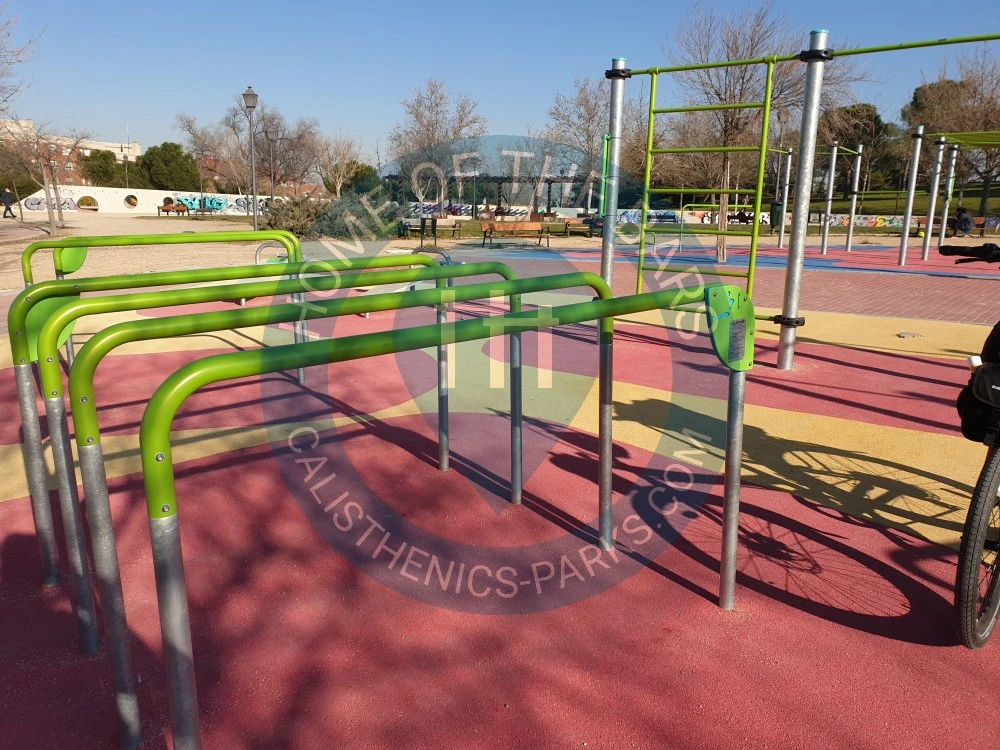 Calisthenics park in Alhambra, impares, Avenida de Ángel Sanz Briz, Cármenes, Latina, Madrid, Comunidad de Madrid, 28047, España