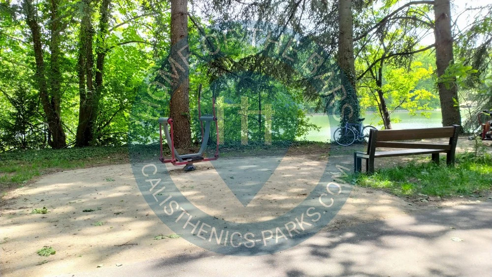 Calisthenics Facility - Saint-Maurice - Outdoor Fitness Allée de Moulin des Corbeaux - France - Spot