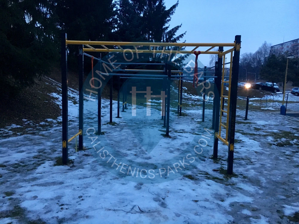 Zvolen - Calisthenics Stations - Zlaty potok street workout - Slovakia - Spot