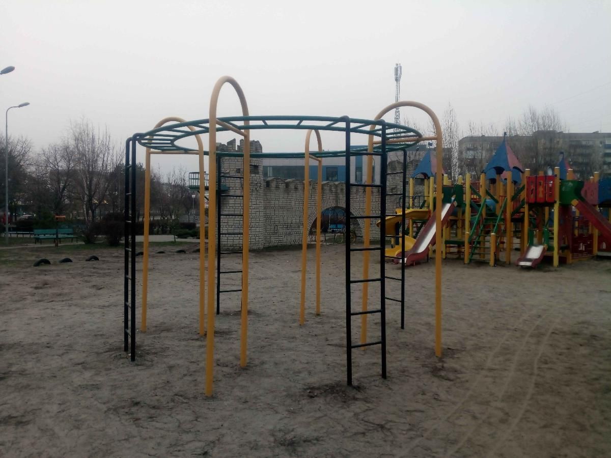 Outdoor Gym - Horishni Plavni - Horishni Plavni - Aire de Fitness - АТБ - Ukraine - Spot