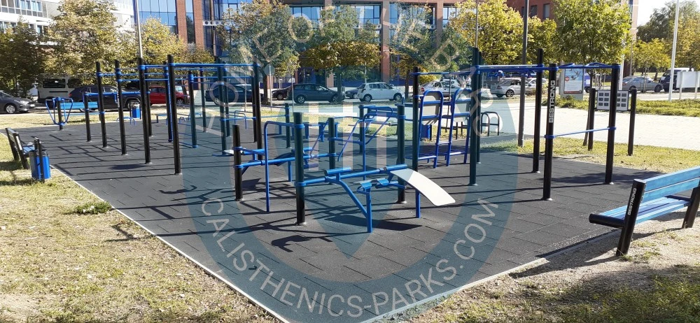 Calisthenics Stations - Budapest - Be Strong workout park - Hungary - Spot