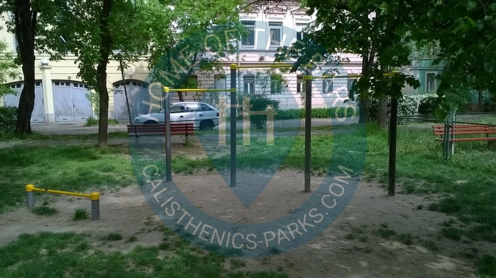Szeged - Outdoor Fitness Park - Lechner Ter - Hungary - Spot