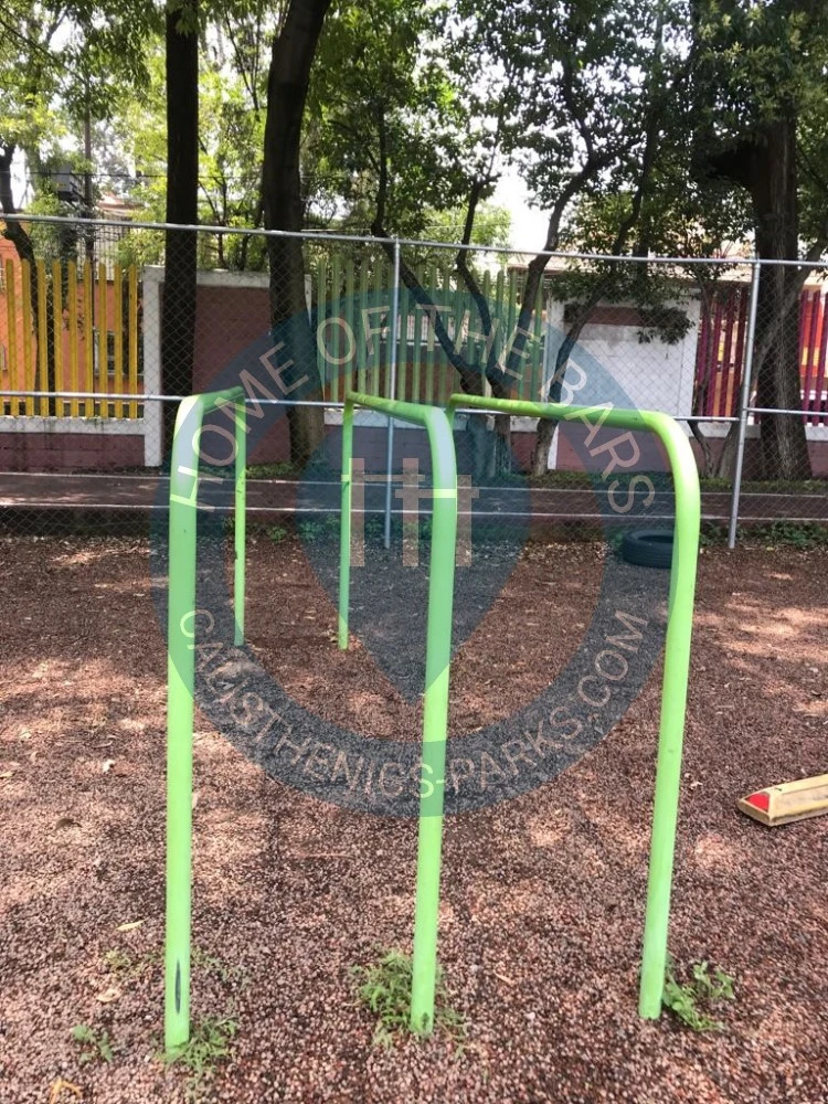 Calisthenics park in La Fragata, Calle Abasolo, Colonia Del Carmen, Coyoacán, Ciudad de México, 04100, México
