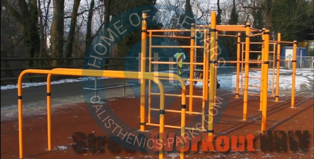 Calisthenics park in BRG Körösistraße und HTBLVA Ortwein, Körösistraße, Geidorf, Graz, Steiermark, 8010, Österreich