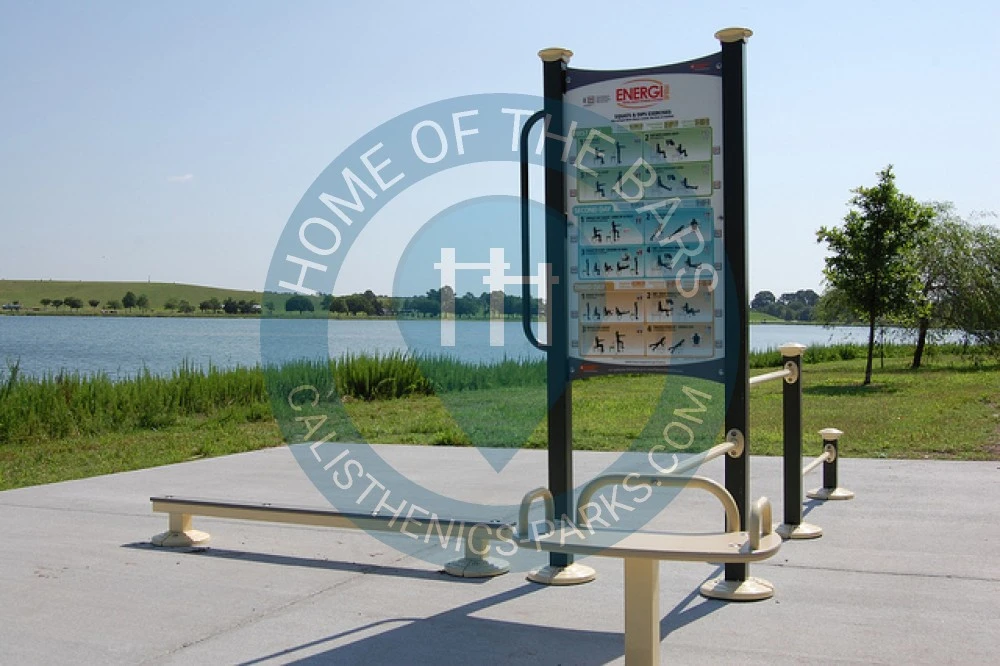 Virginia Beach - Calisthenics Park  - Mount Trashmore Park - United States - Spot