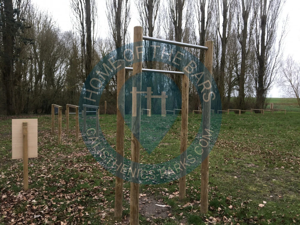 Faverolles - Calisthenics Stations - Workout parc Faverolles - France - Spot