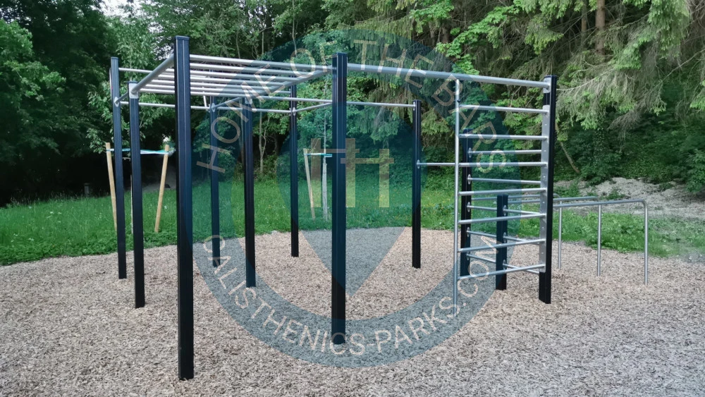 Outdoor Fitness Park - Thalheim bei Wels - Street workout park Thalheim bei Wels - Austria - Spot